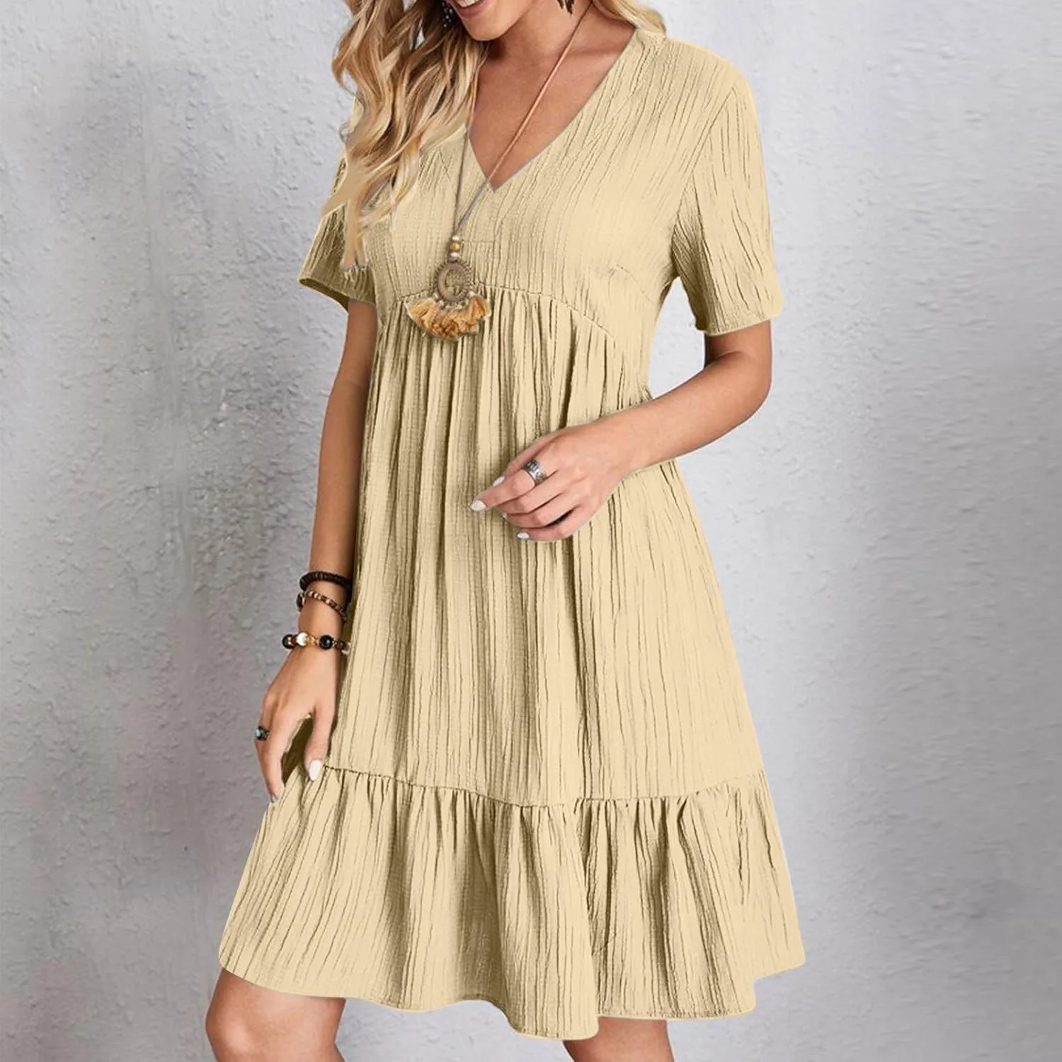 Dresses Women Summer 2025 Vacation Short Sleeve Mini Tshirt Dress Beach Smocked A Line Flutter Boho Sundress Outfit